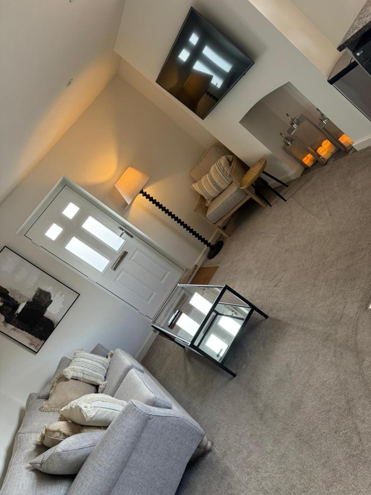 Chew View Luxury Apartment Keynsham Exterior photo